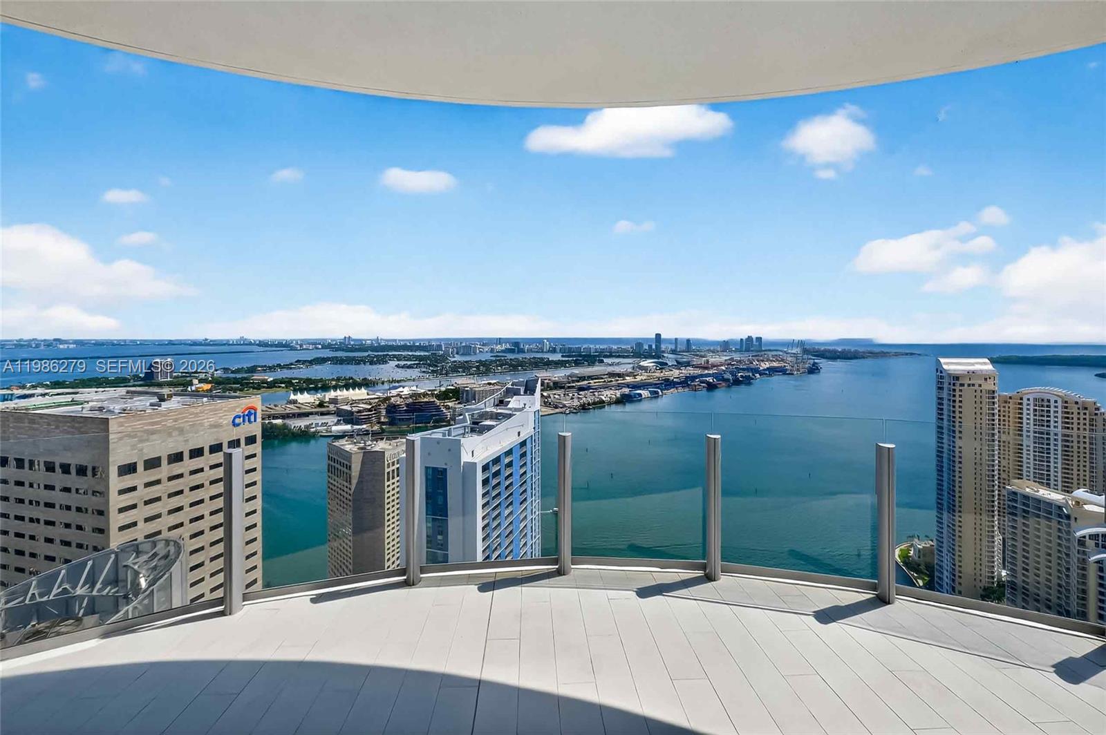 300 Biscayne Blvd Way #4901E, Miami FL 33131