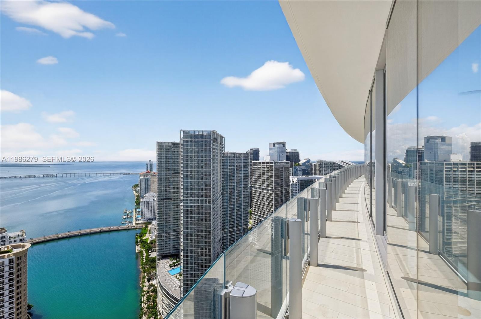 300 Biscayne Blvd Way #4901E, Miami FL 33131