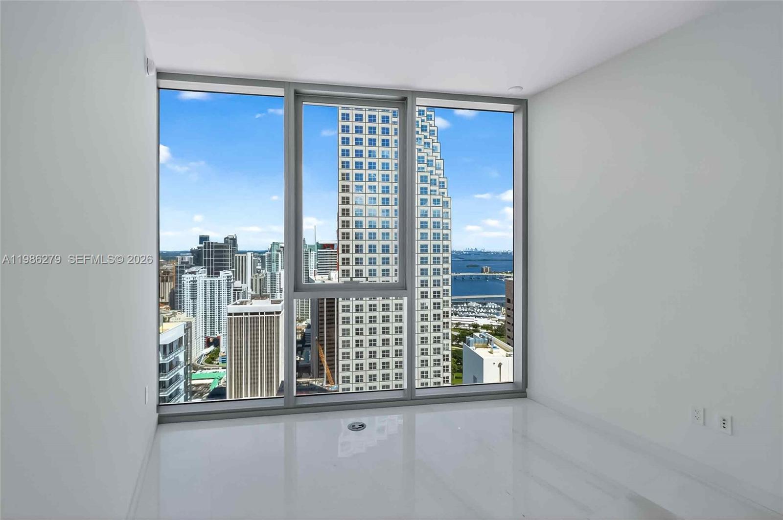 300 Biscayne Blvd Way #4901E, Miami FL 33131