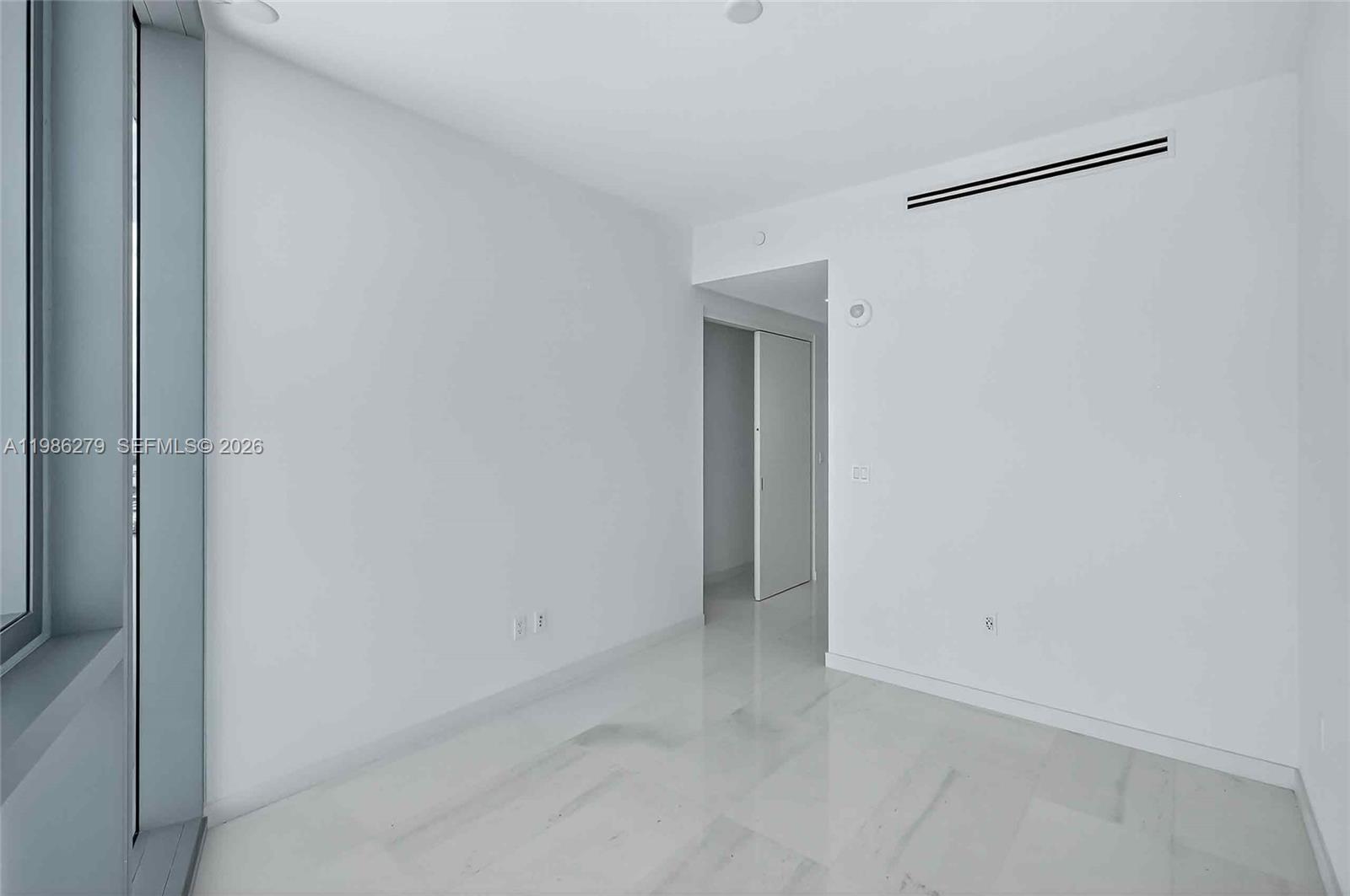 300 Biscayne Blvd Way #4901E, Miami FL 33131