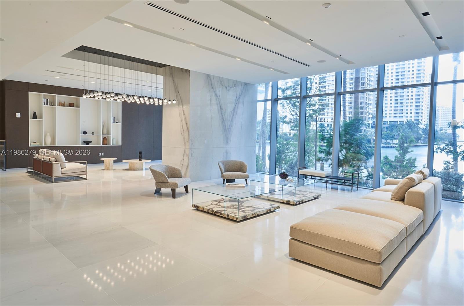 300 Biscayne Blvd Way #4901E, Miami FL 33131