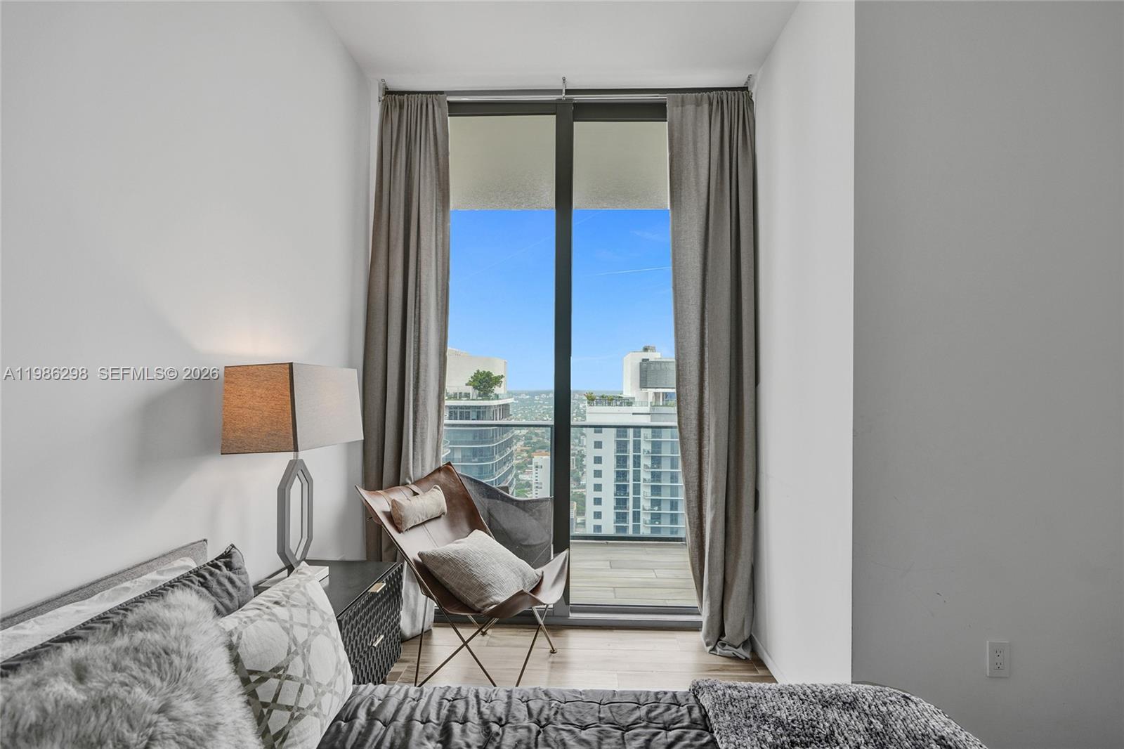 801 S Miami Ave #4901, Miami FL 33130