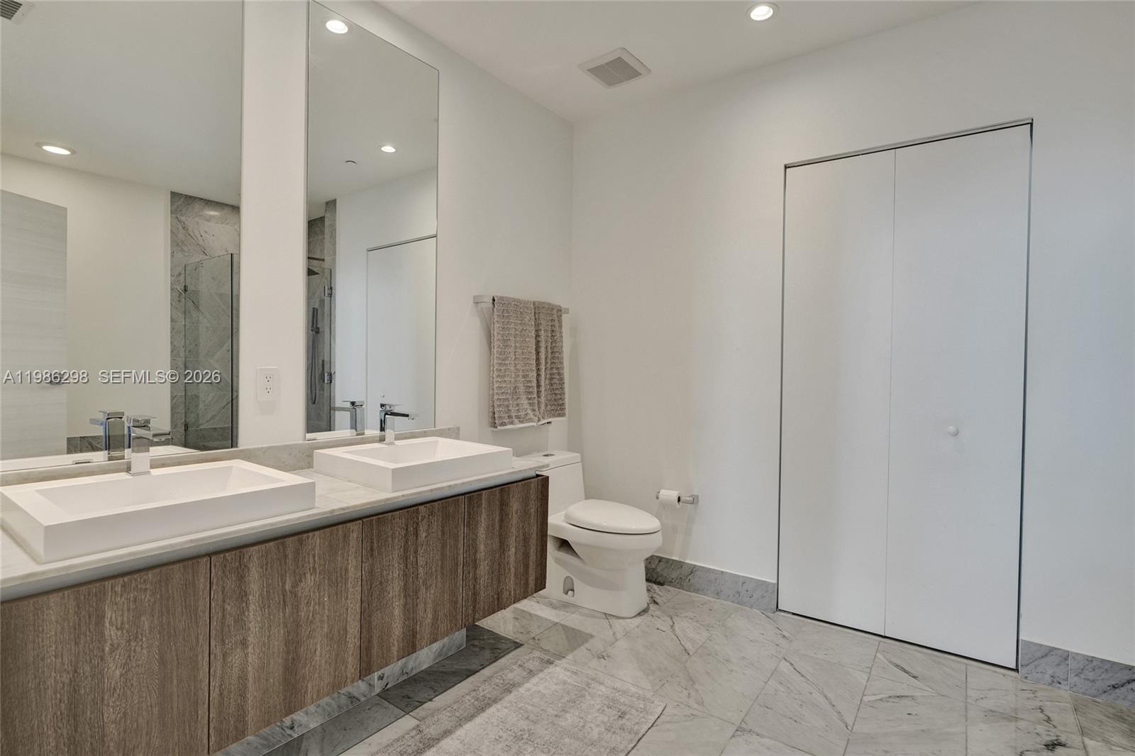 801 S Miami Ave #4901, Miami FL 33130