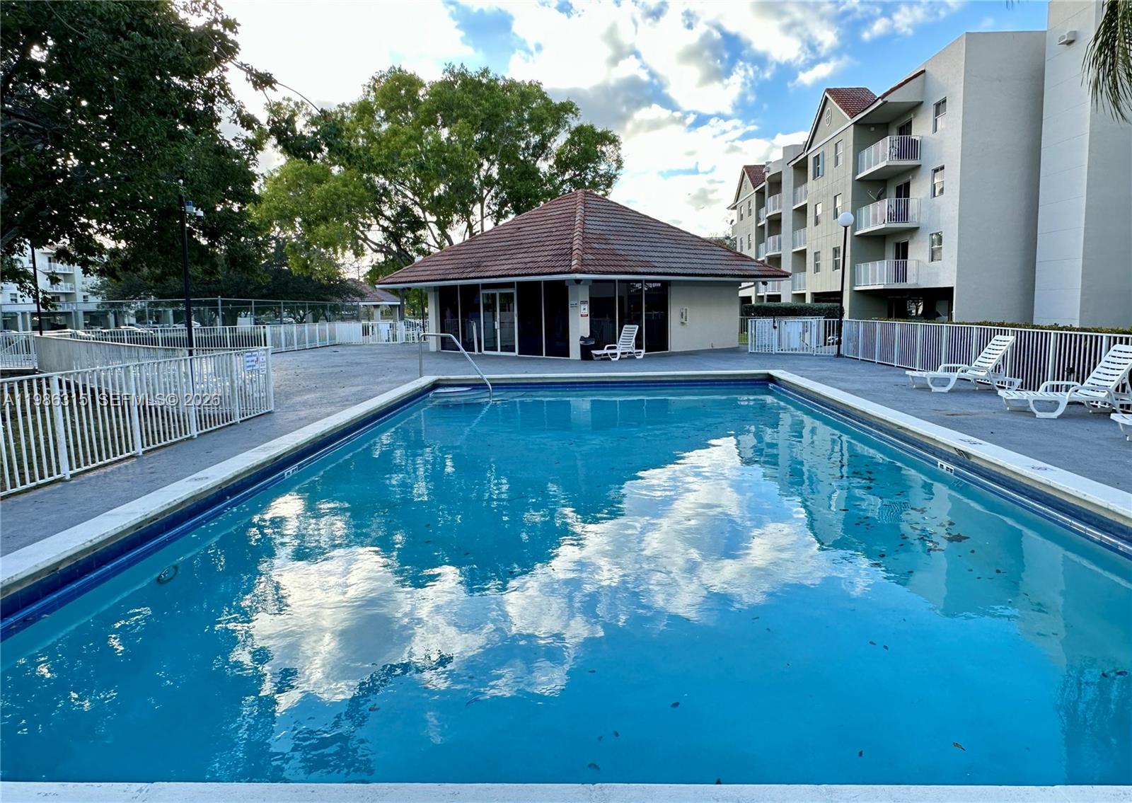 8200 SW 210th St #209, Cutler Bay FL 33189