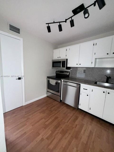 2640 NE 135th St #317, North Miami FL 33181