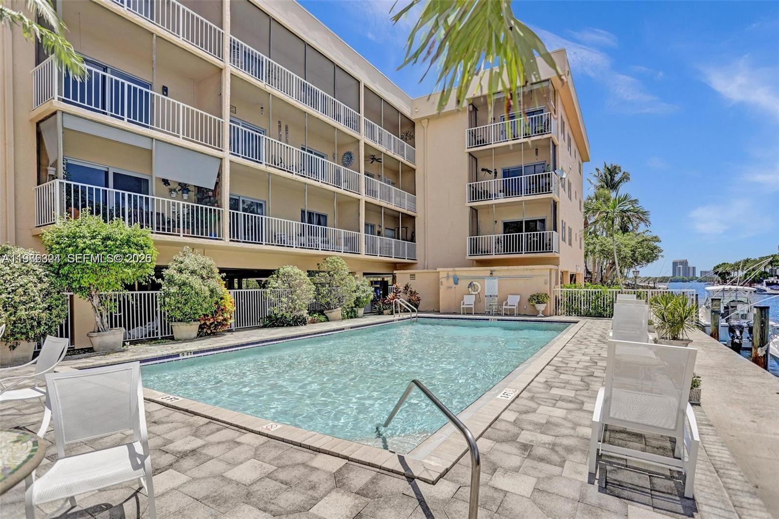 2640 NE 135th St #317, North Miami FL 33181