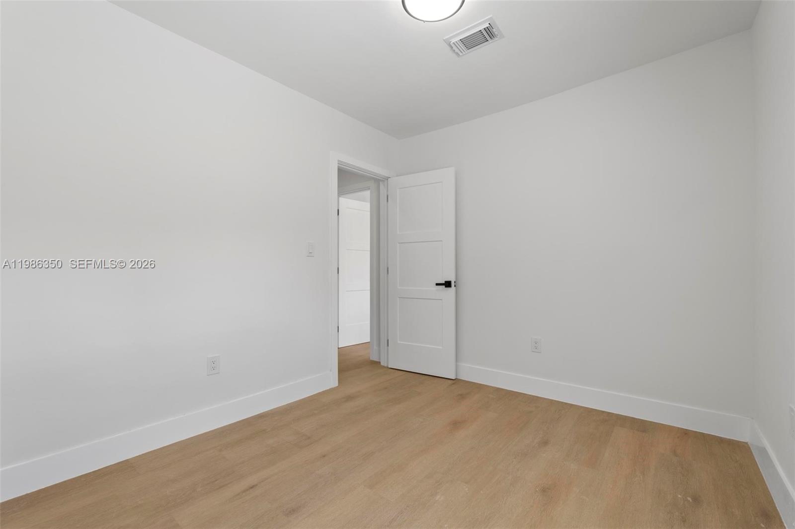 1060 NW 35th Ct #1060, Miami FL 33125