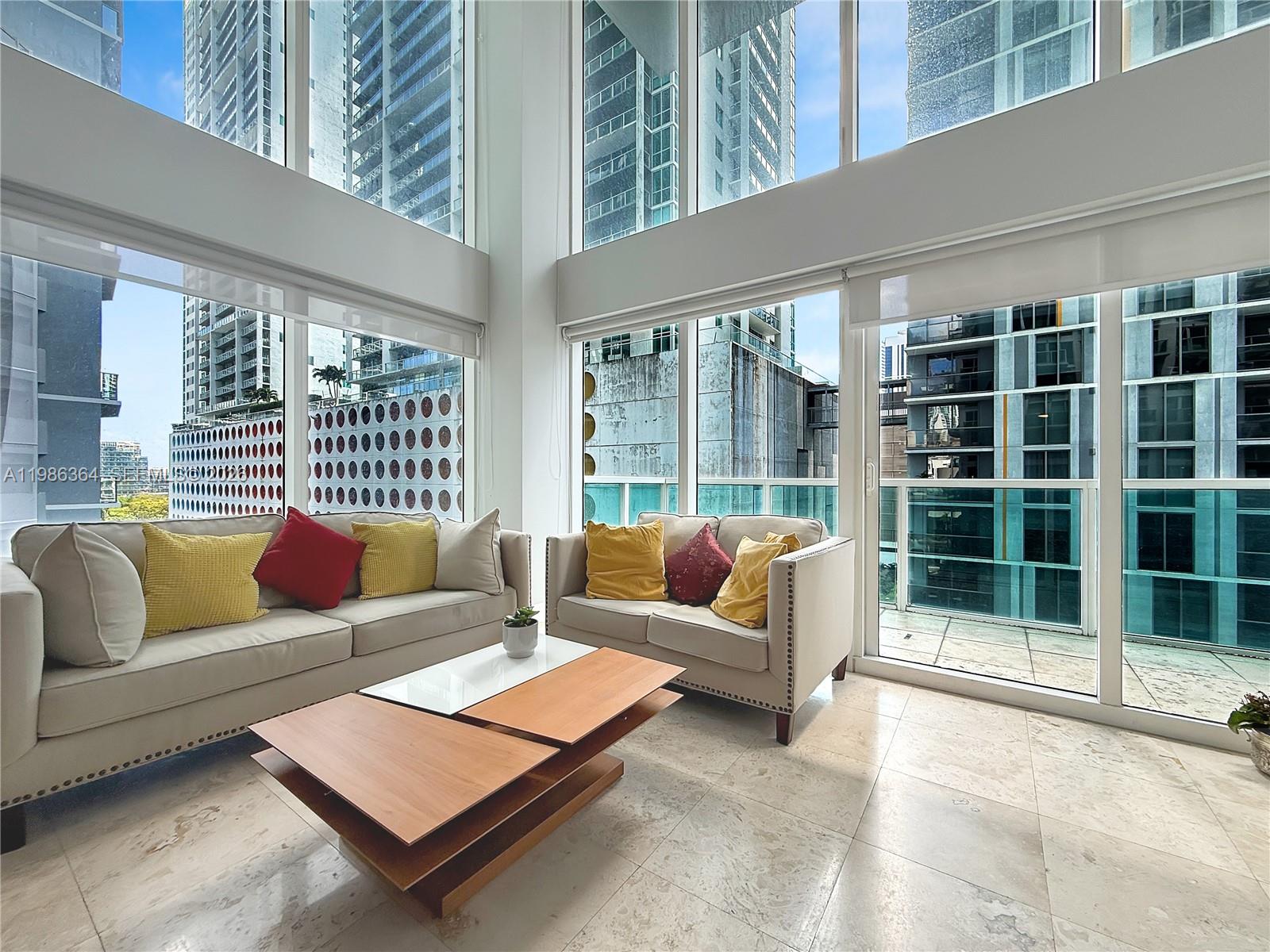 41 SE 5th St #602, Miami FL 33131