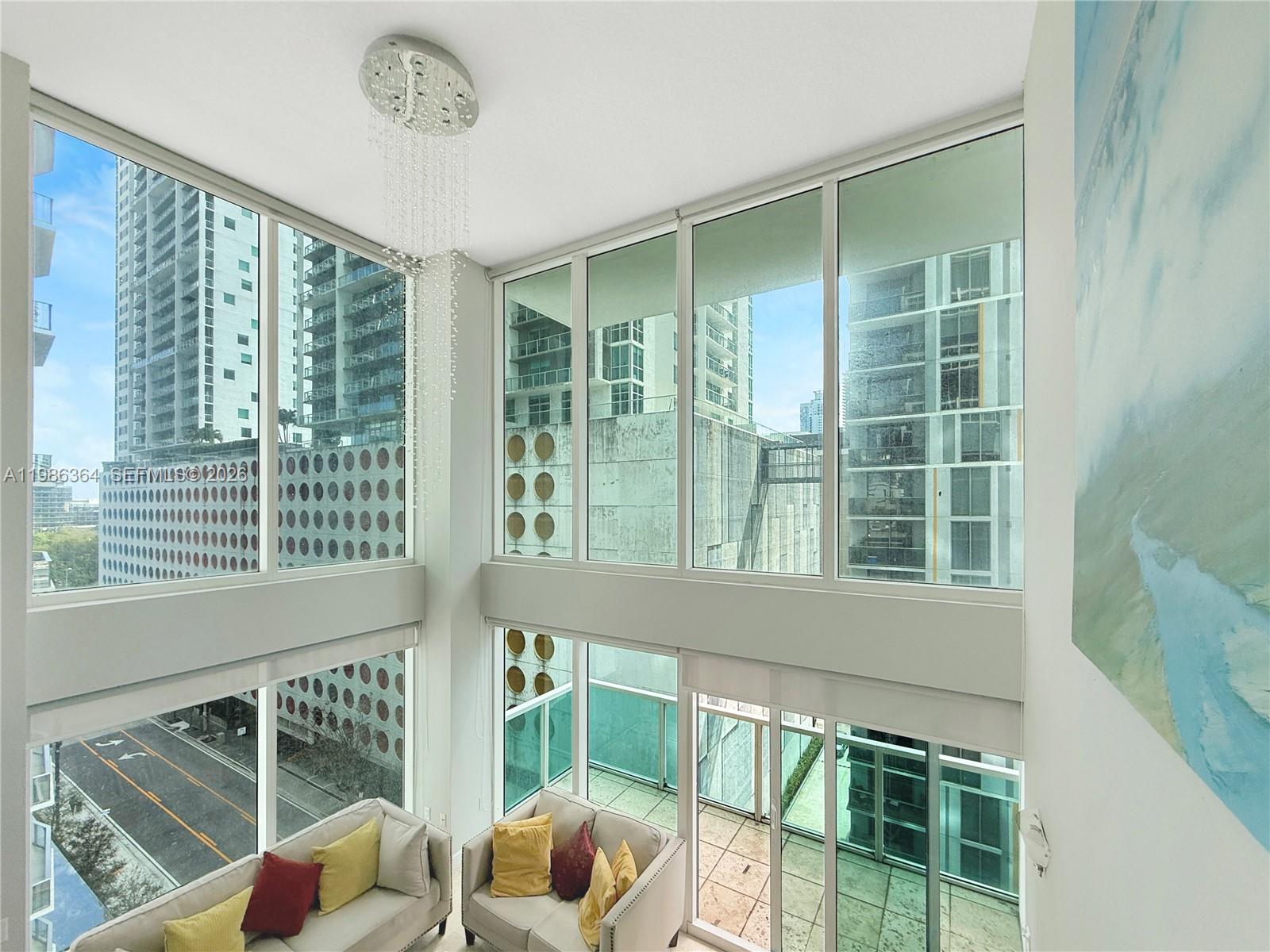 41 SE 5th St #602, Miami FL 33131