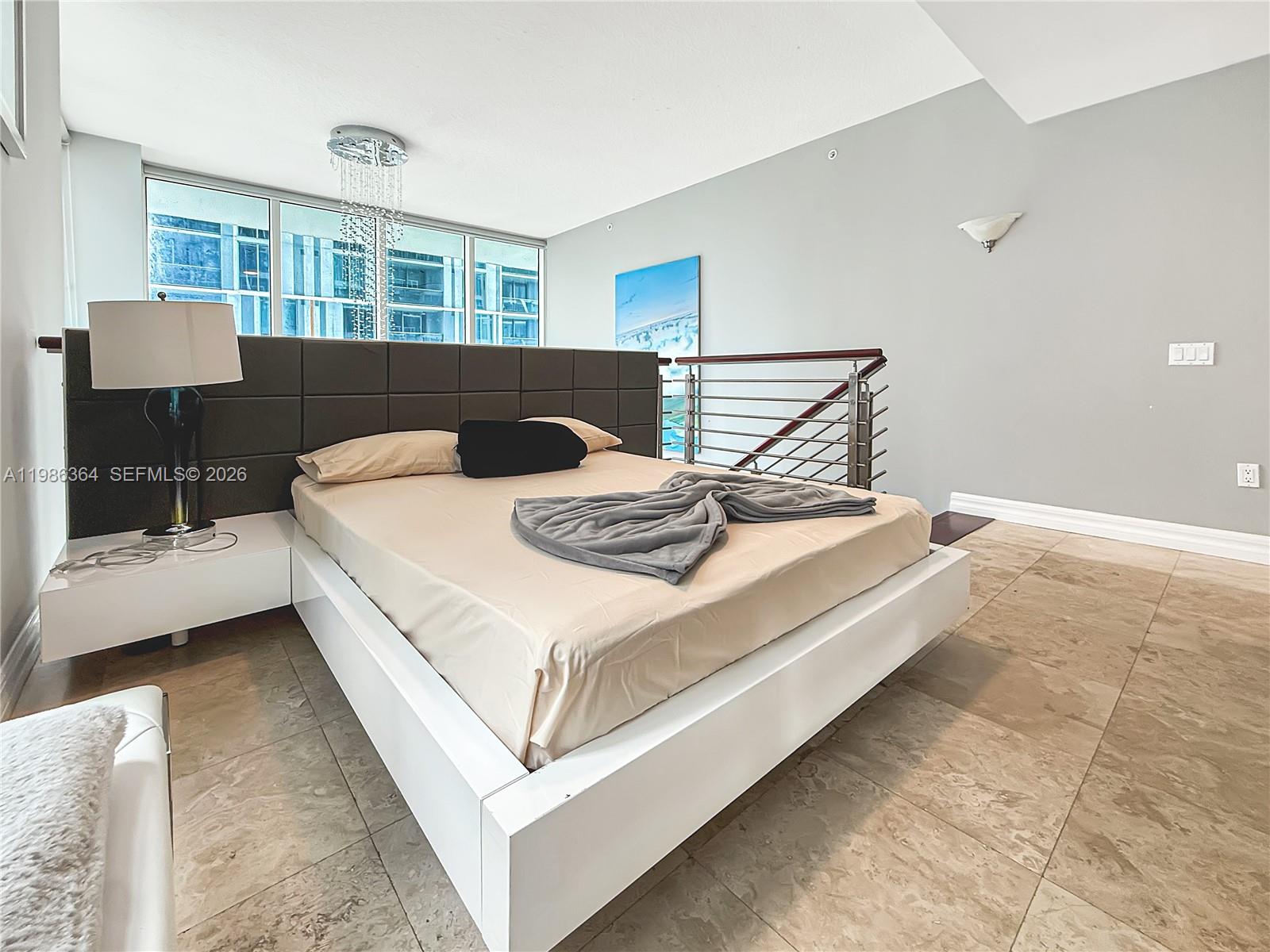 41 SE 5th St #602, Miami FL 33131