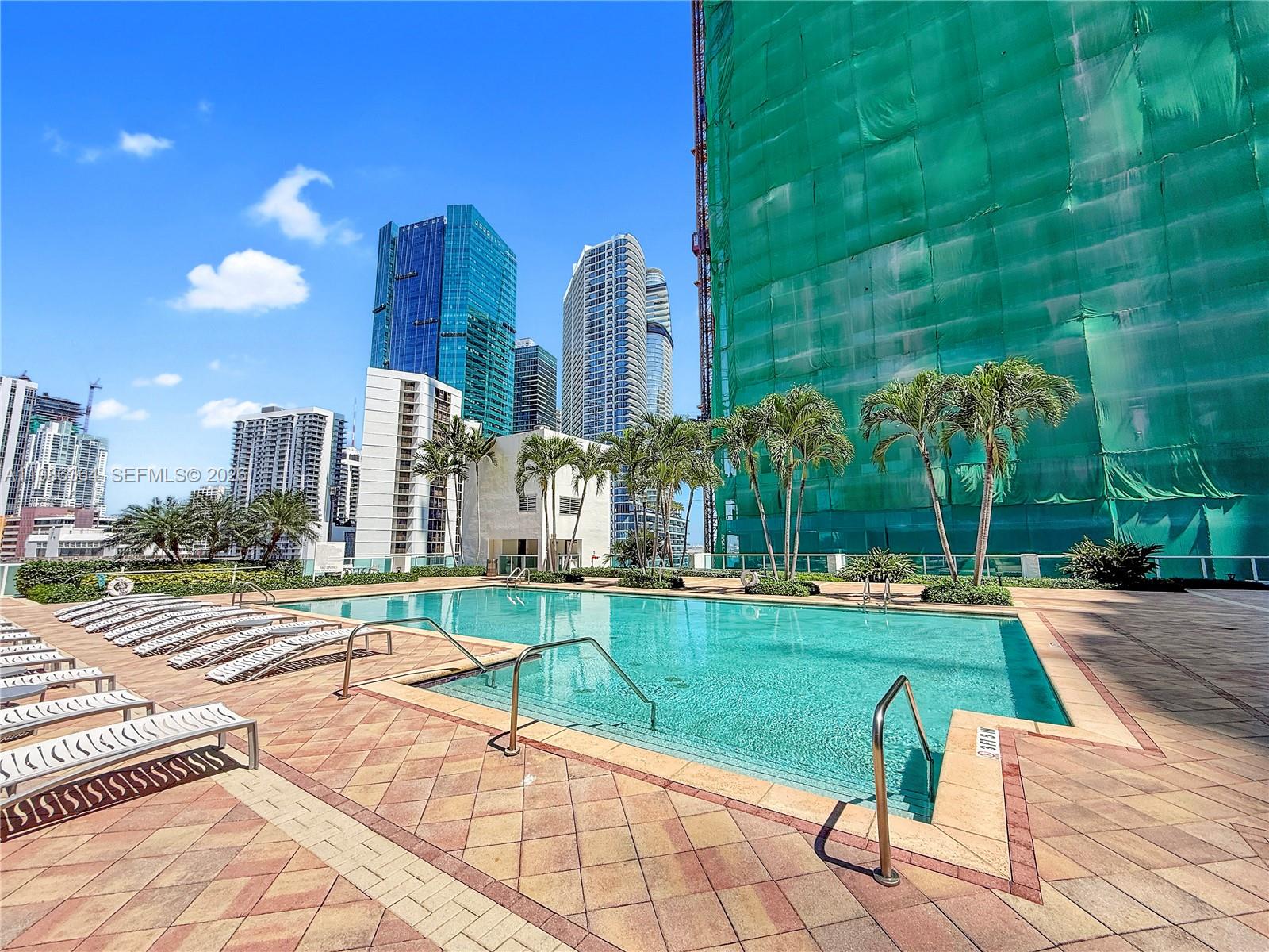 41 SE 5th St #602, Miami FL 33131