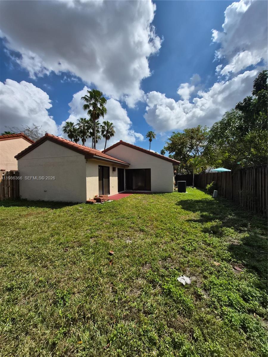 17316 NW 63rd Ave, Hialeah FL 33015
