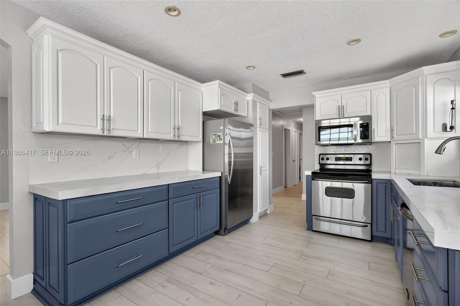 217 SE 5th St, Dania Beach FL 33004