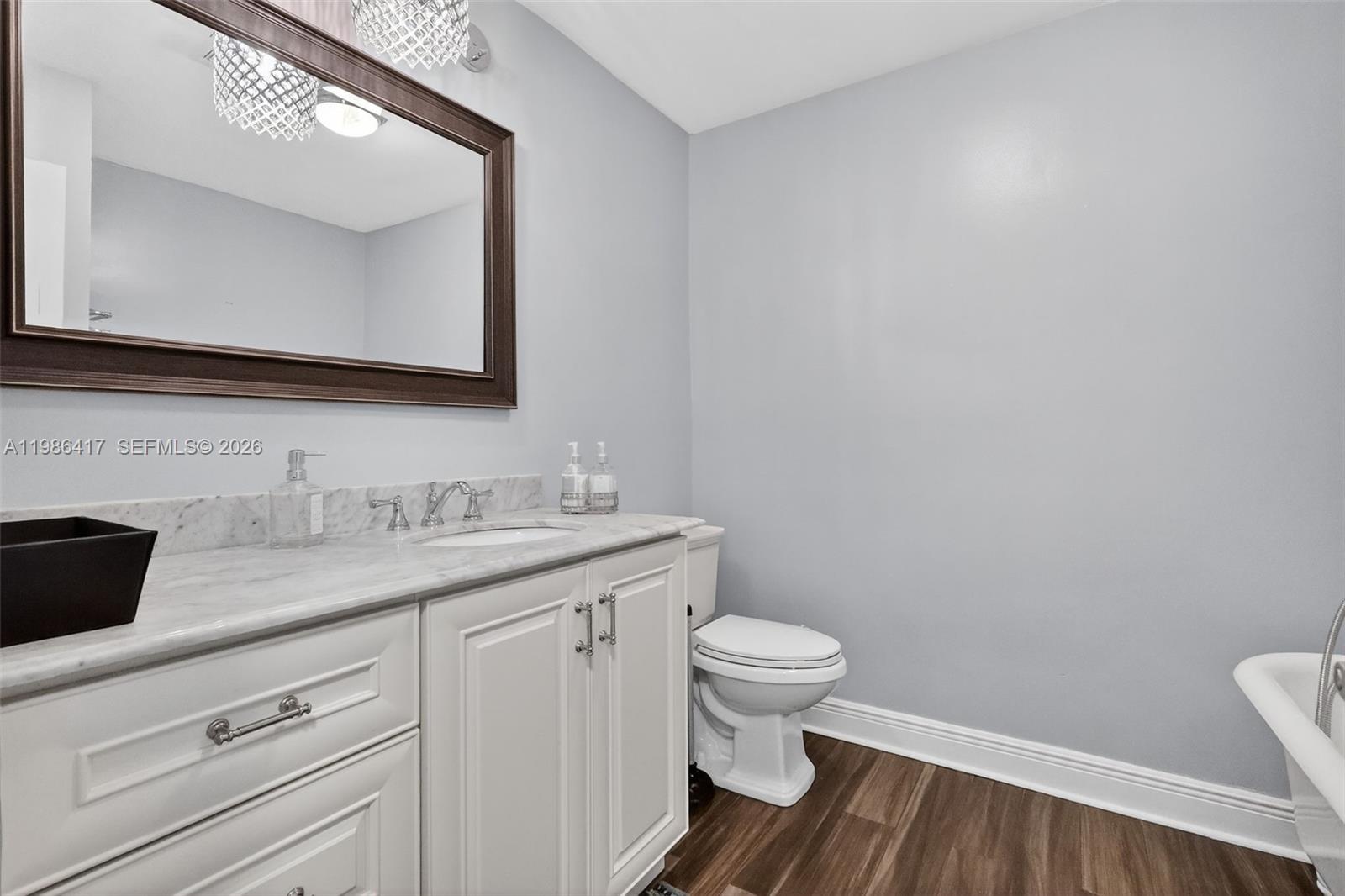 217 SE 5th St, Dania Beach FL 33004