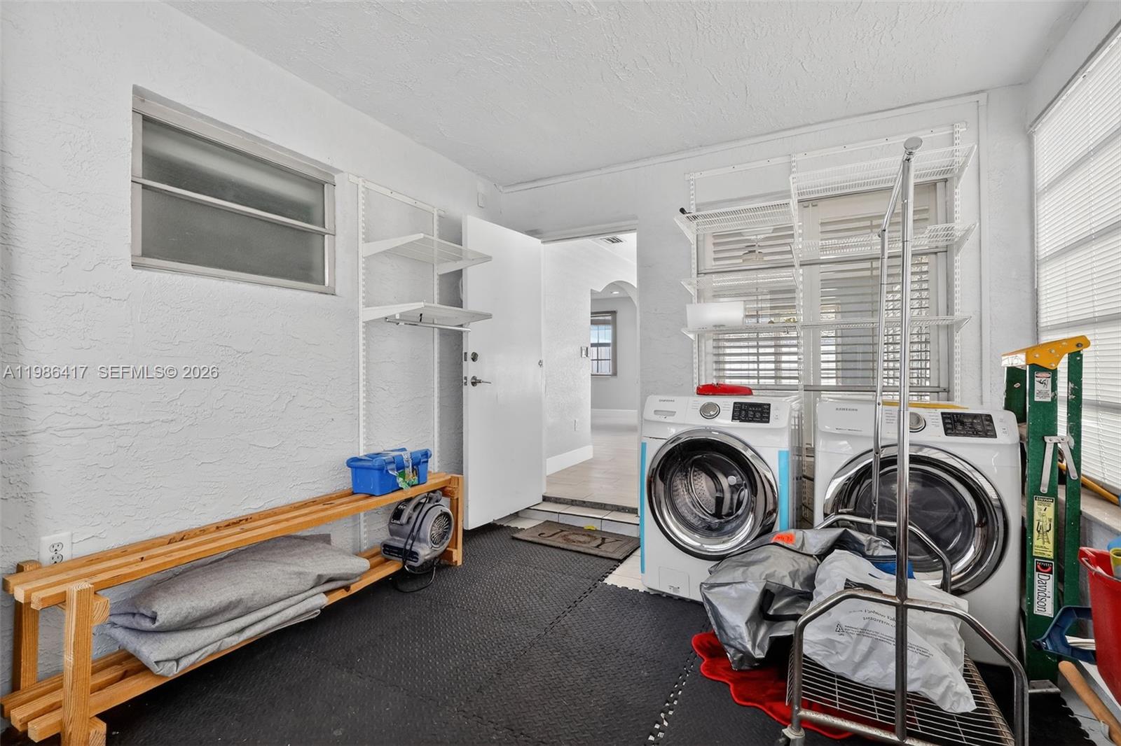 217 SE 5th St, Dania Beach FL 33004
