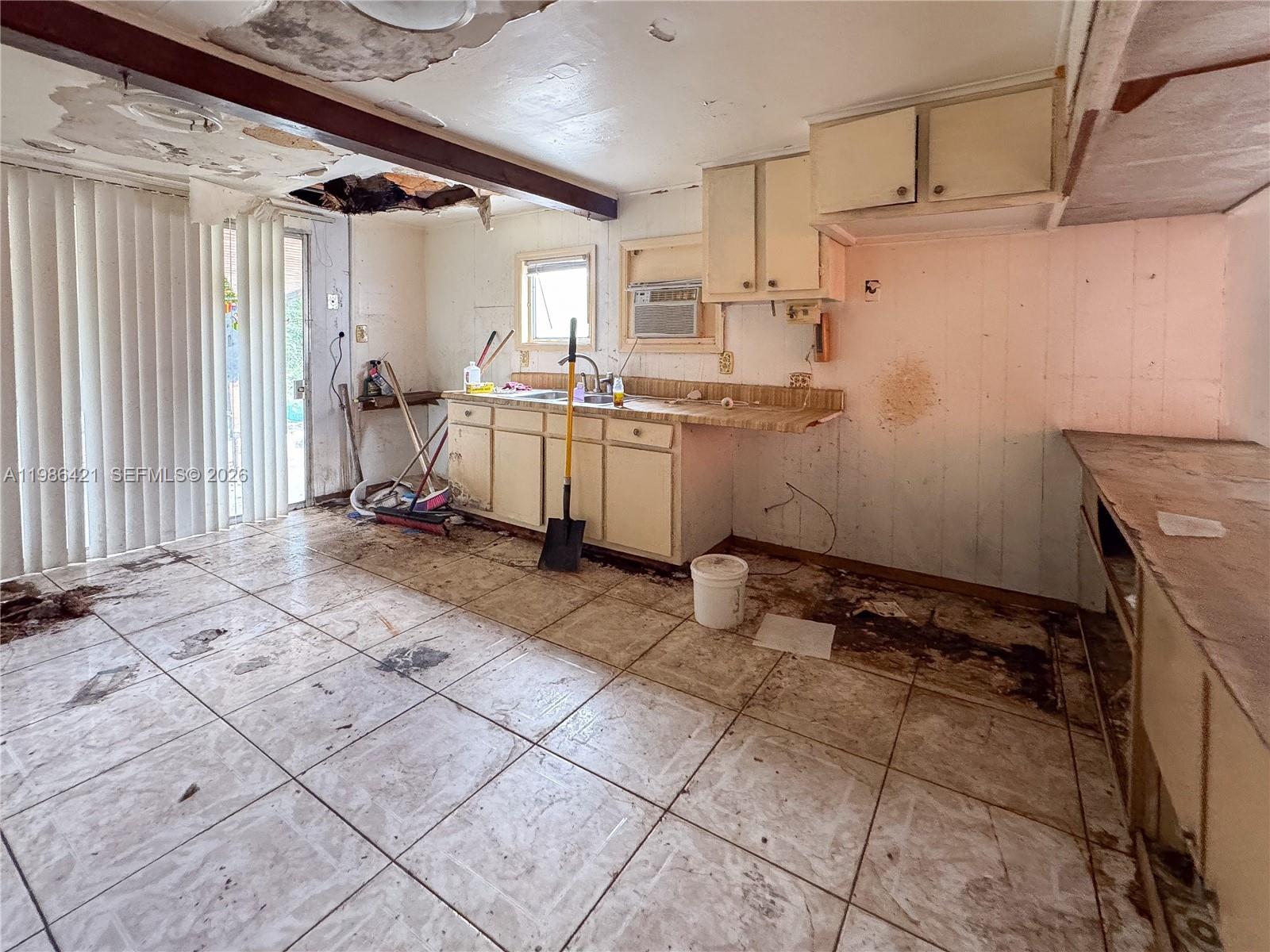 11430 SW 41st Ter, Miami FL 33165