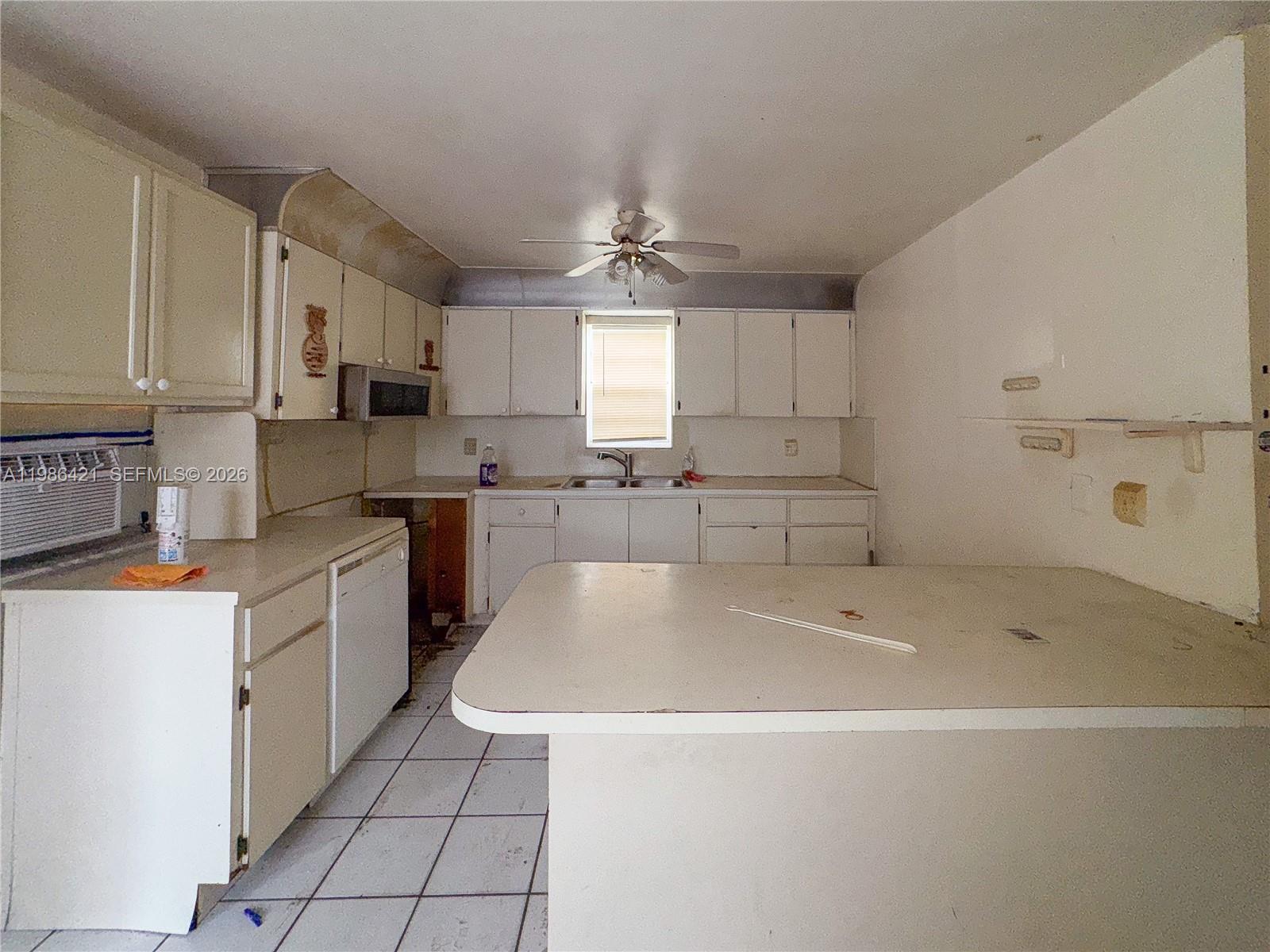 11430 SW 41st Ter, Miami FL 33165