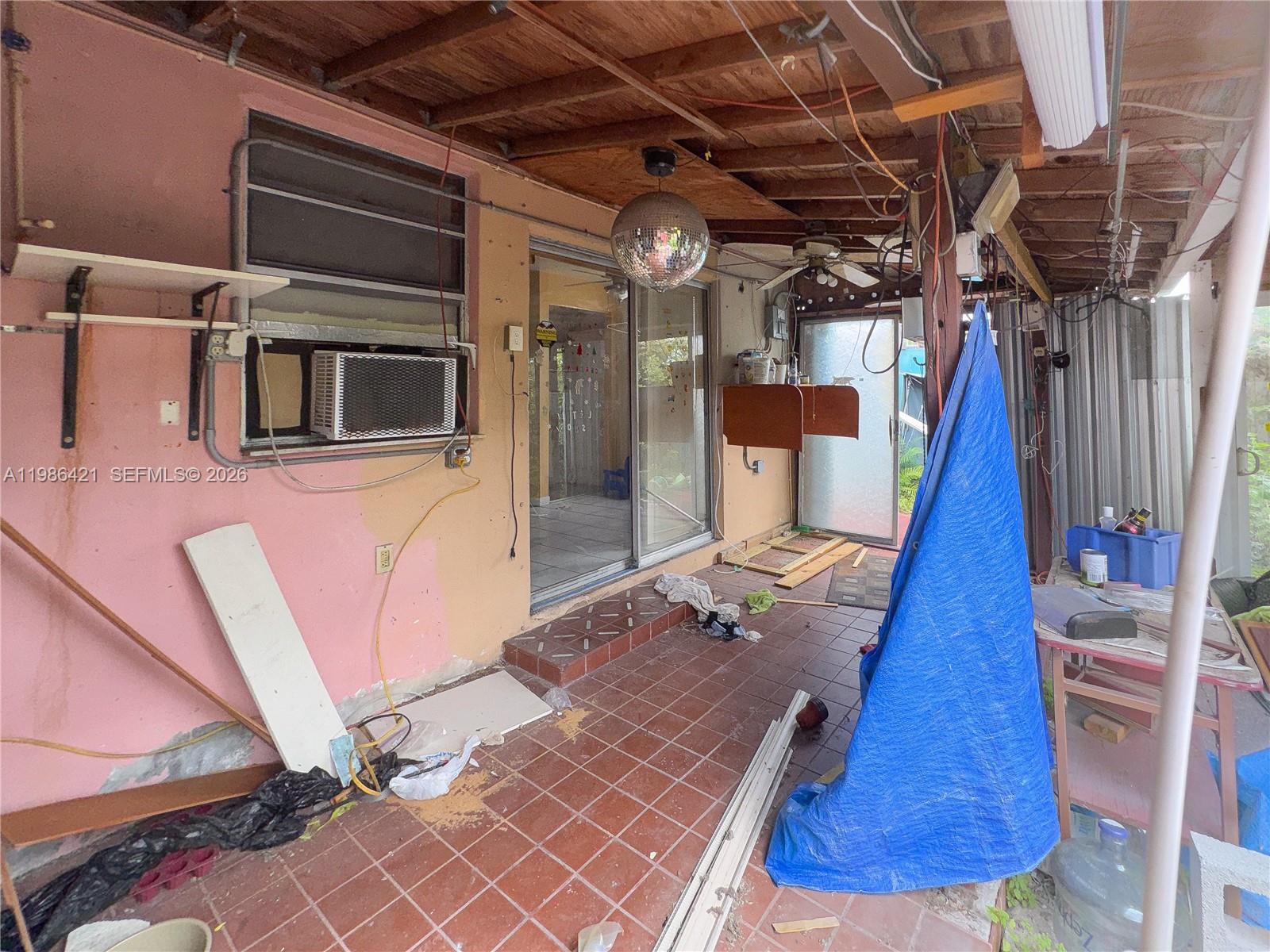 11430 SW 41st Ter, Miami FL 33165