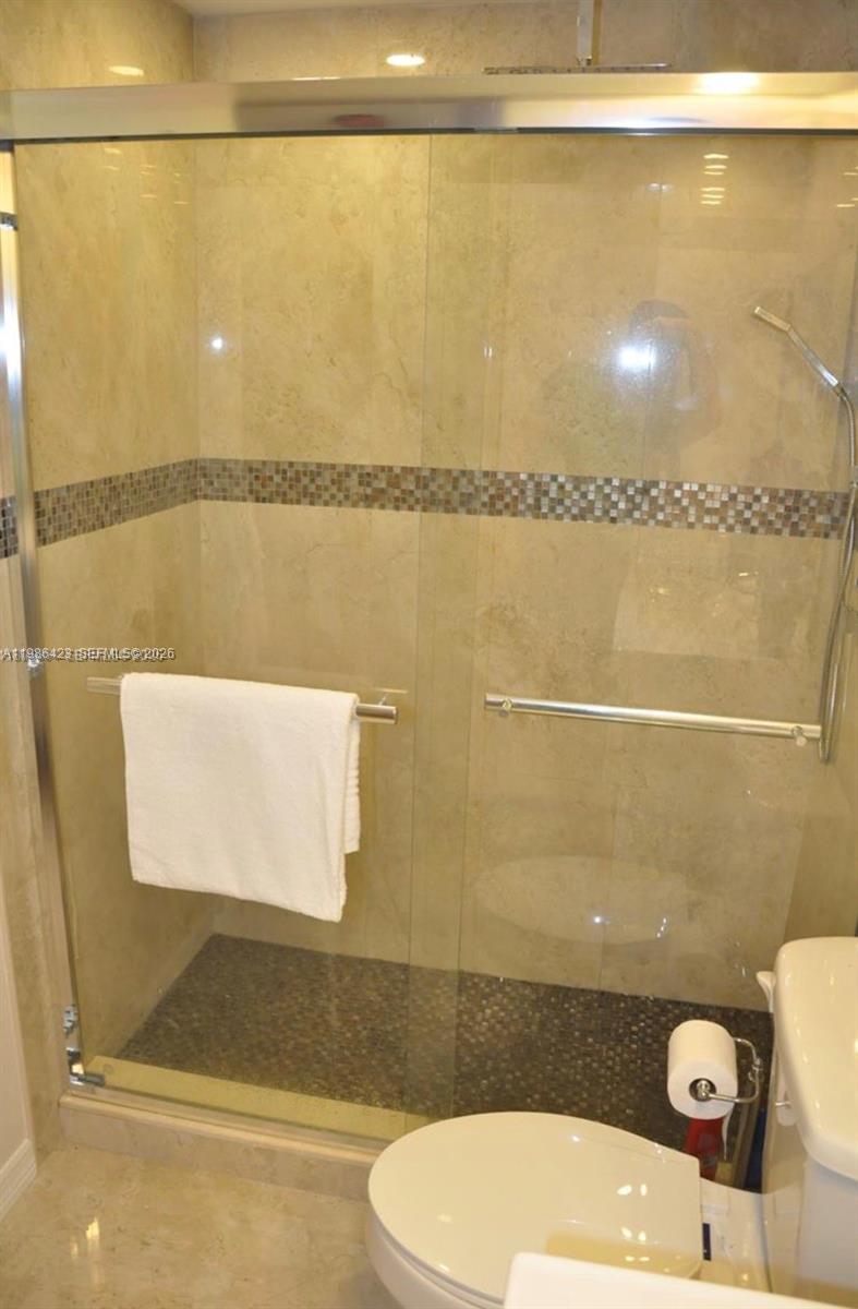 19801 E Country Club Dr #4104, Aventura FL 33180