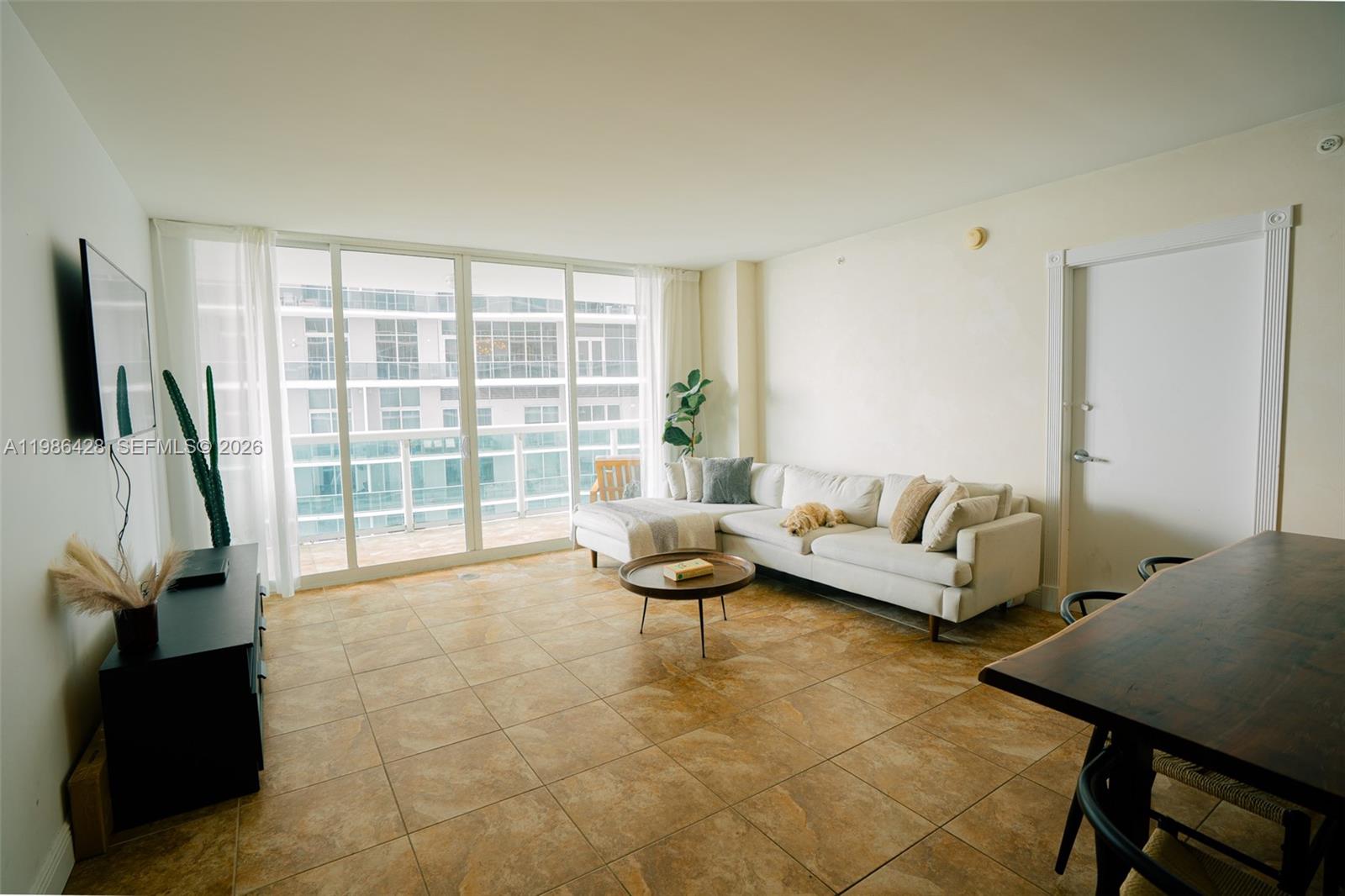 1800 N Bayshore Dr #1412, Miami FL 33132