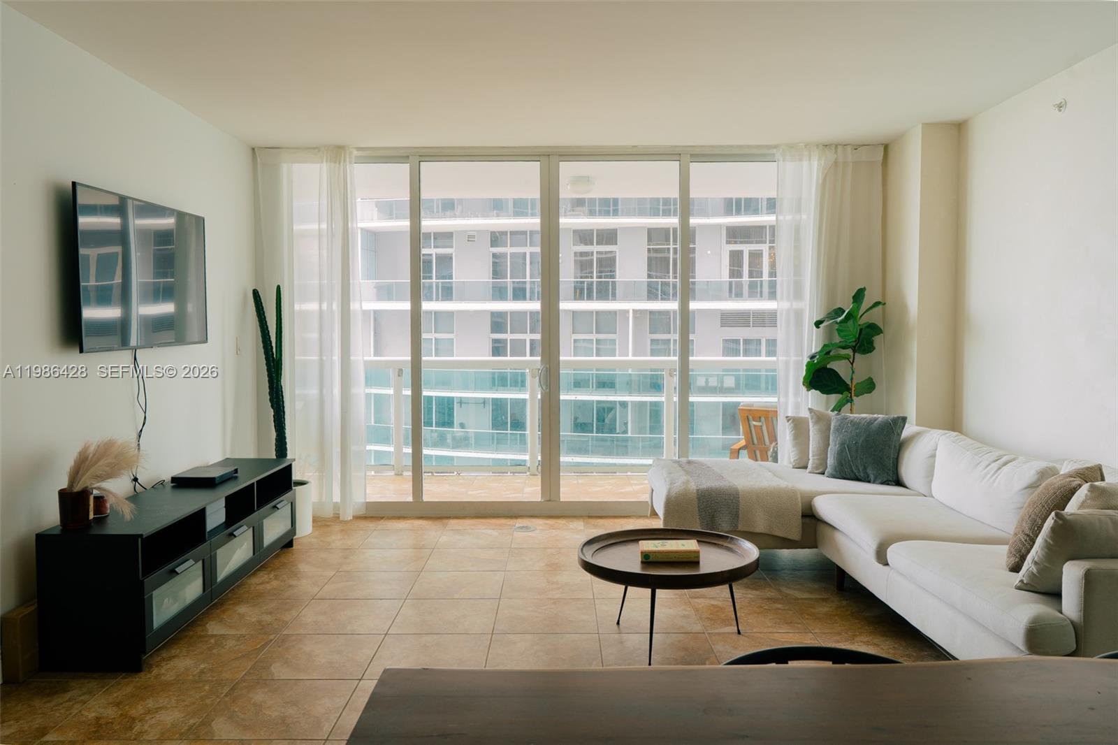 1800 N Bayshore Dr #1412, Miami FL 33132
