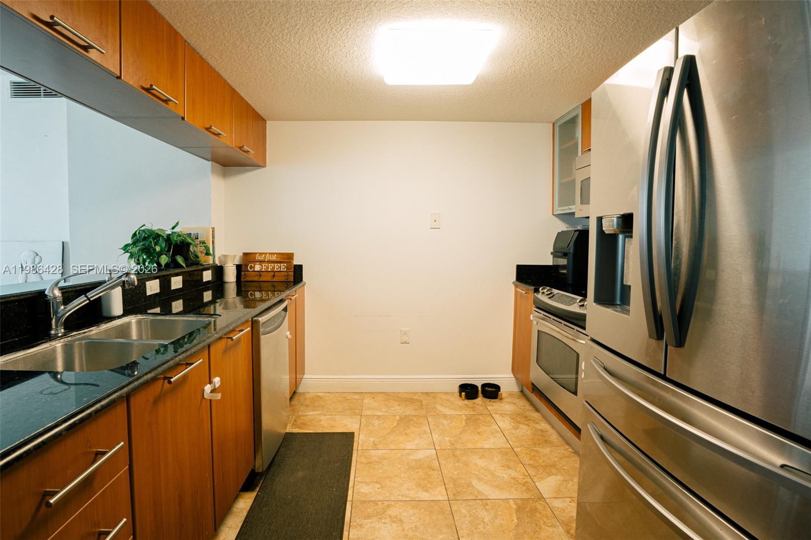 1800 N Bayshore Dr #1412, Miami FL 33132
