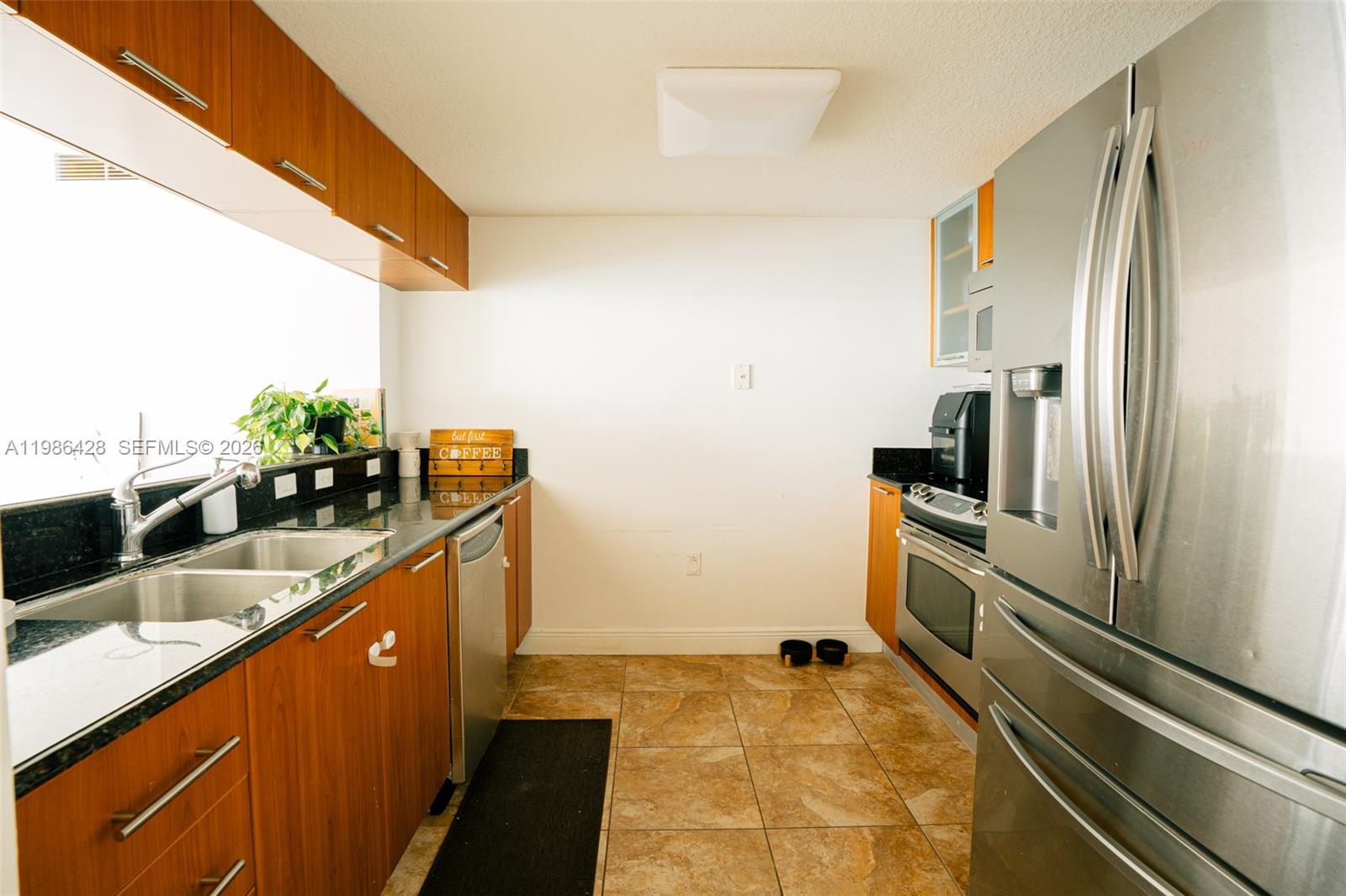 1800 N Bayshore Dr #1412, Miami FL 33132