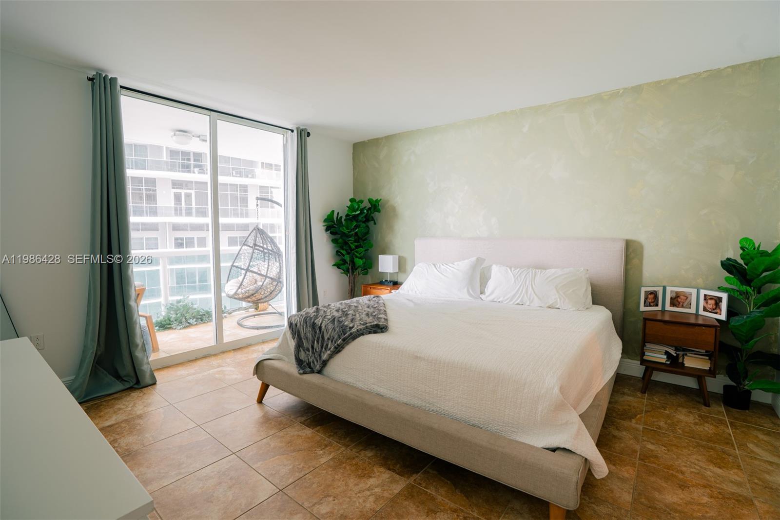 1800 N Bayshore Dr #1412, Miami FL 33132