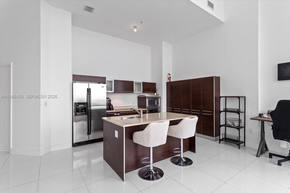 1900 N Bayshore Dr #1016, Miami FL 33132