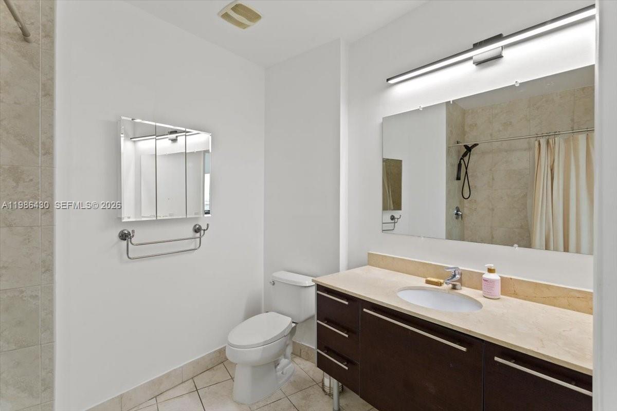 1900 N Bayshore Dr #1016, Miami FL 33132