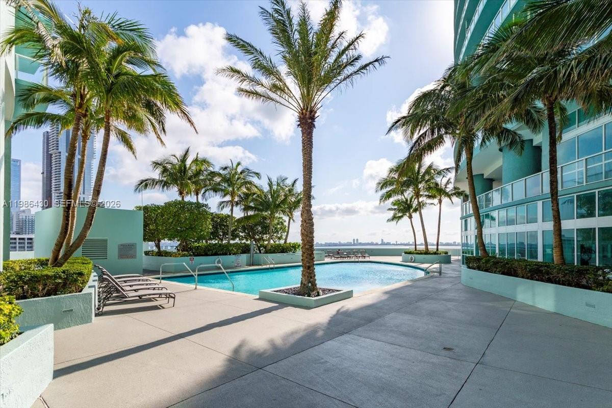 1900 N Bayshore Dr #1016, Miami FL 33132