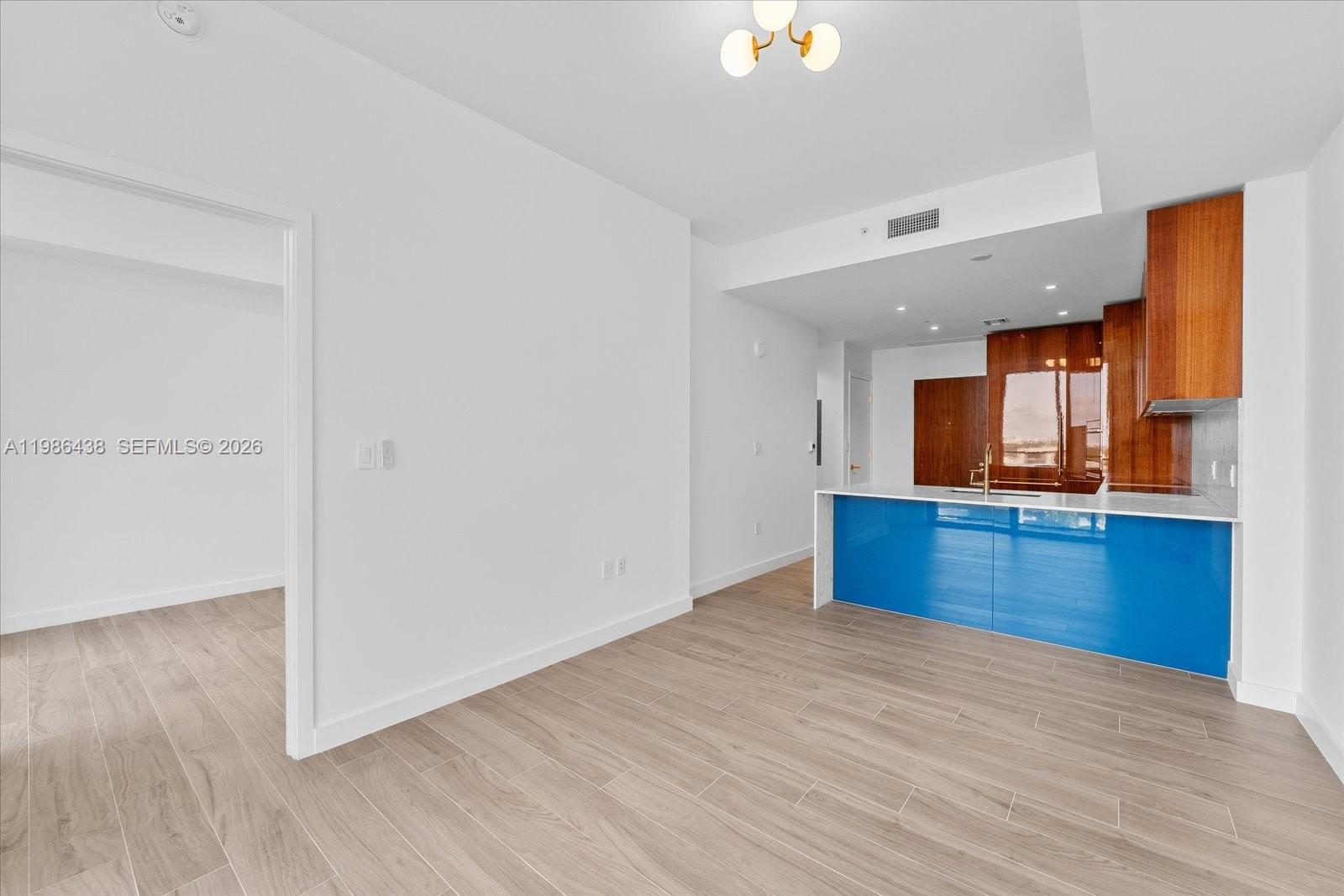 2678 Tigertail Ave #1209, Miami FL 33133