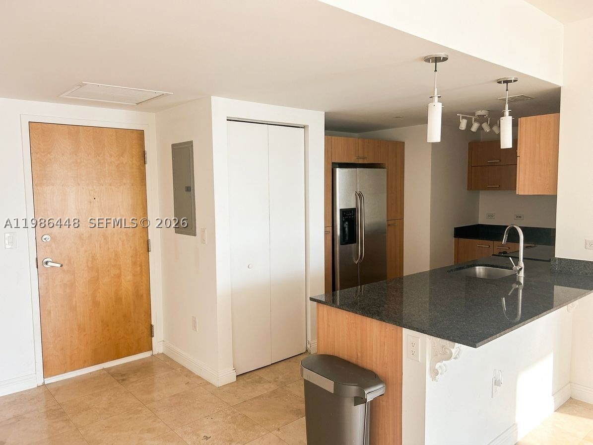 350 S Miami Ave #3904, Miami FL 33130