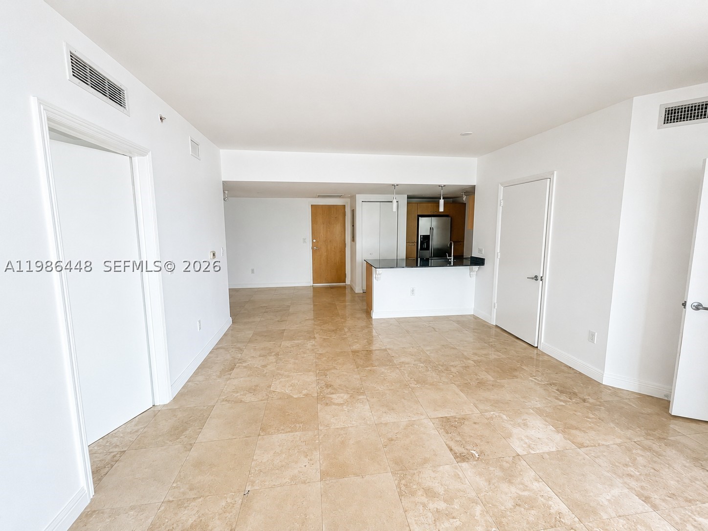 350 S Miami Ave #3904, Miami FL 33130