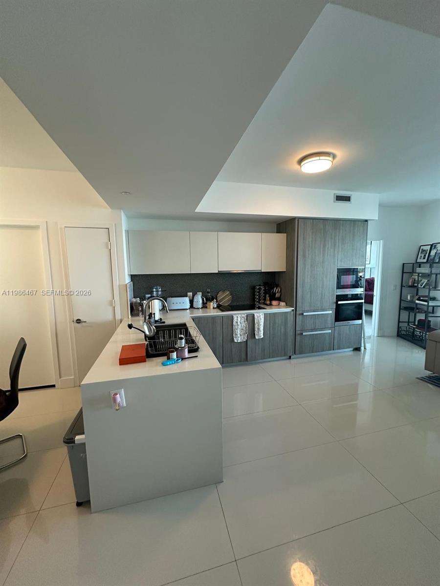 2900 NE 7th Ave #1003, Miami FL 33137
