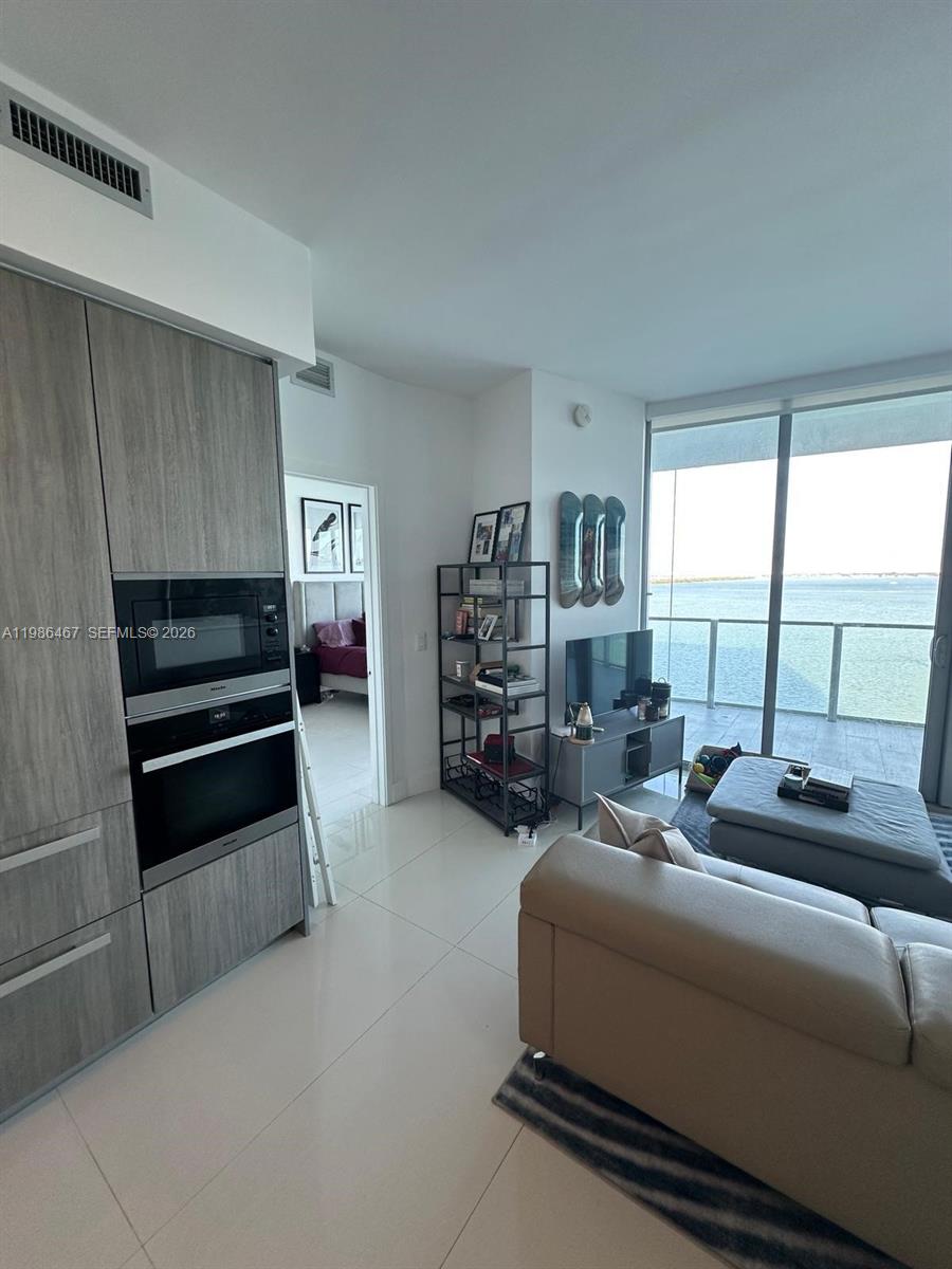 2900 NE 7th Ave #1003, Miami FL 33137