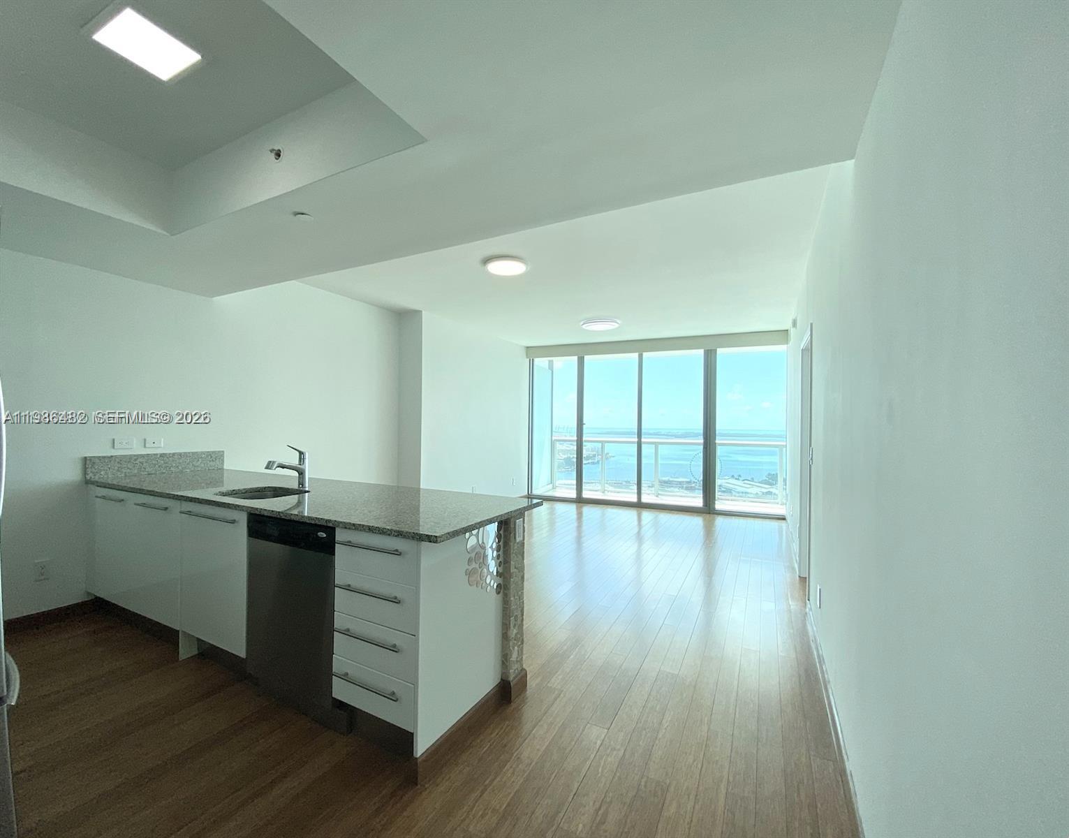 888 Biscayne Blvd #3106, Miami FL 33132