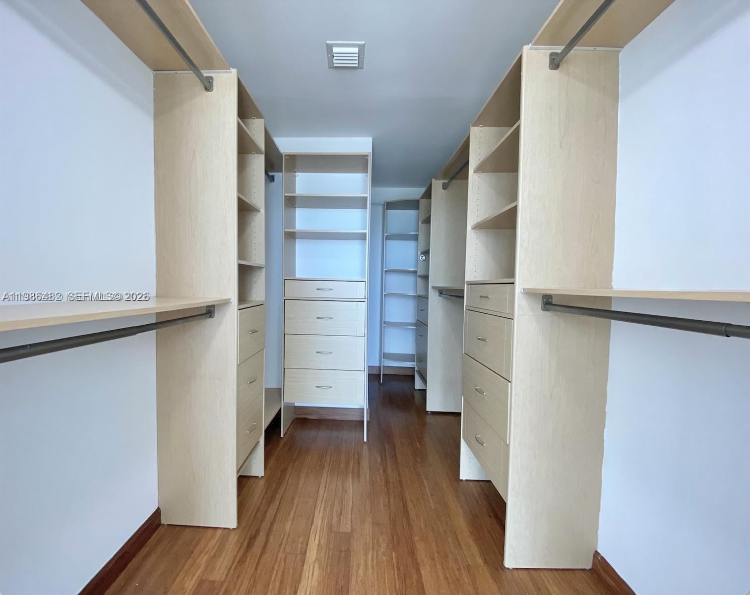 888 Biscayne Blvd #3106, Miami FL 33132