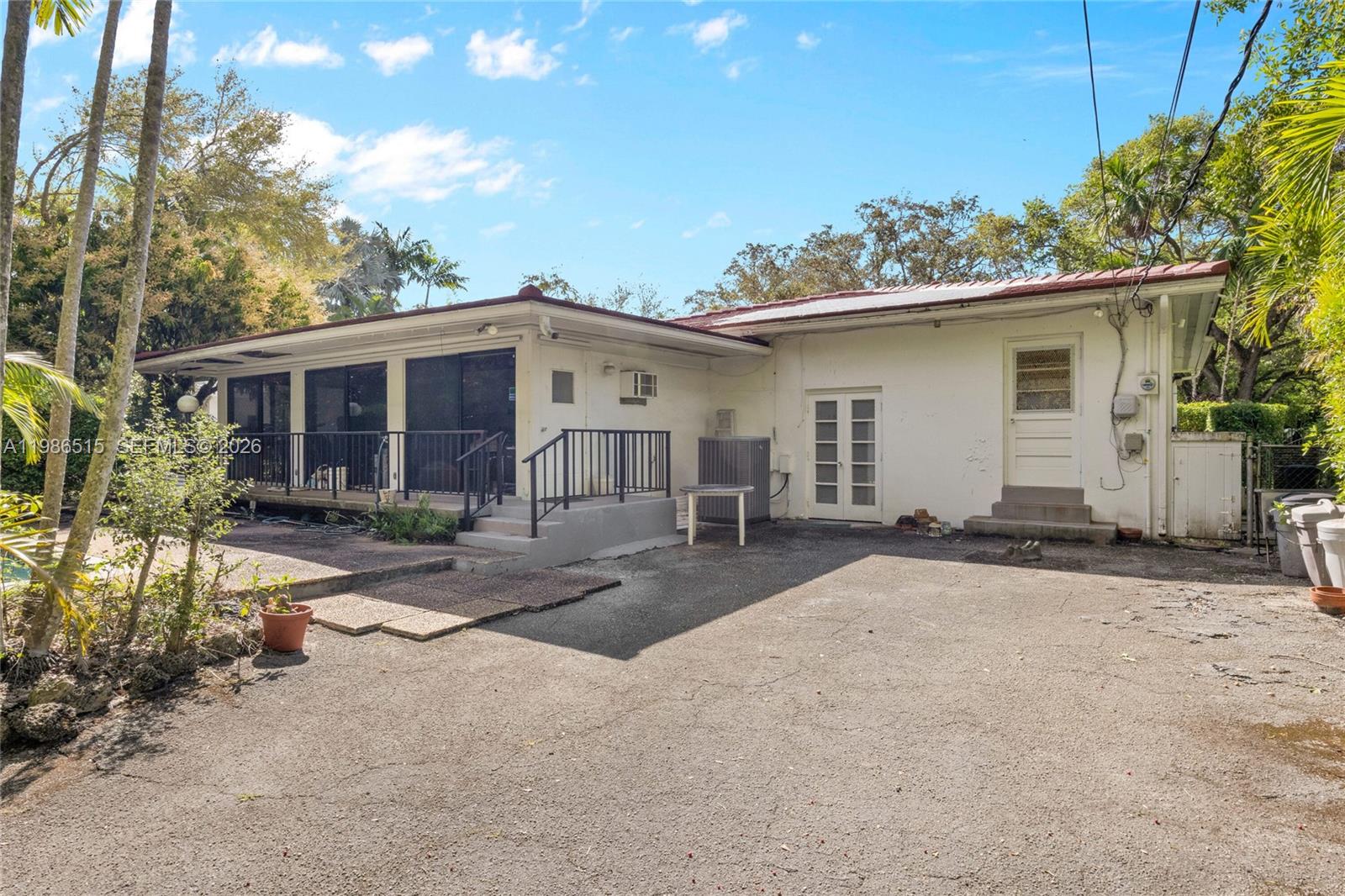 731 San Juan Dr, Coral Gables FL 33143