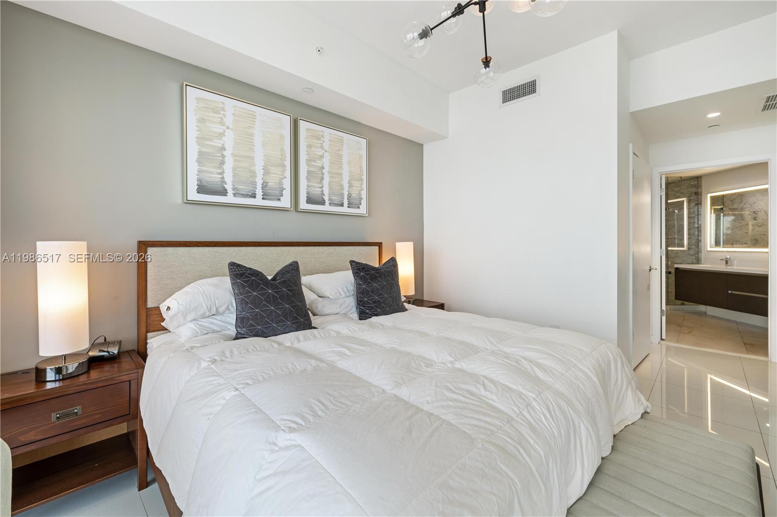 851 NE 1st Ave #4206, Miami FL 33132