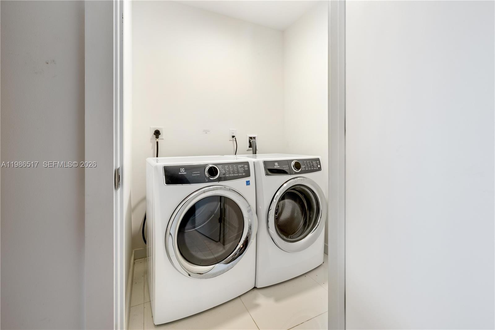 851 NE 1st Ave #4206, Miami FL 33132