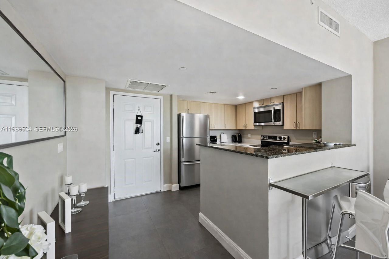 3000 CORAL WAY #416, Miami FL 33145