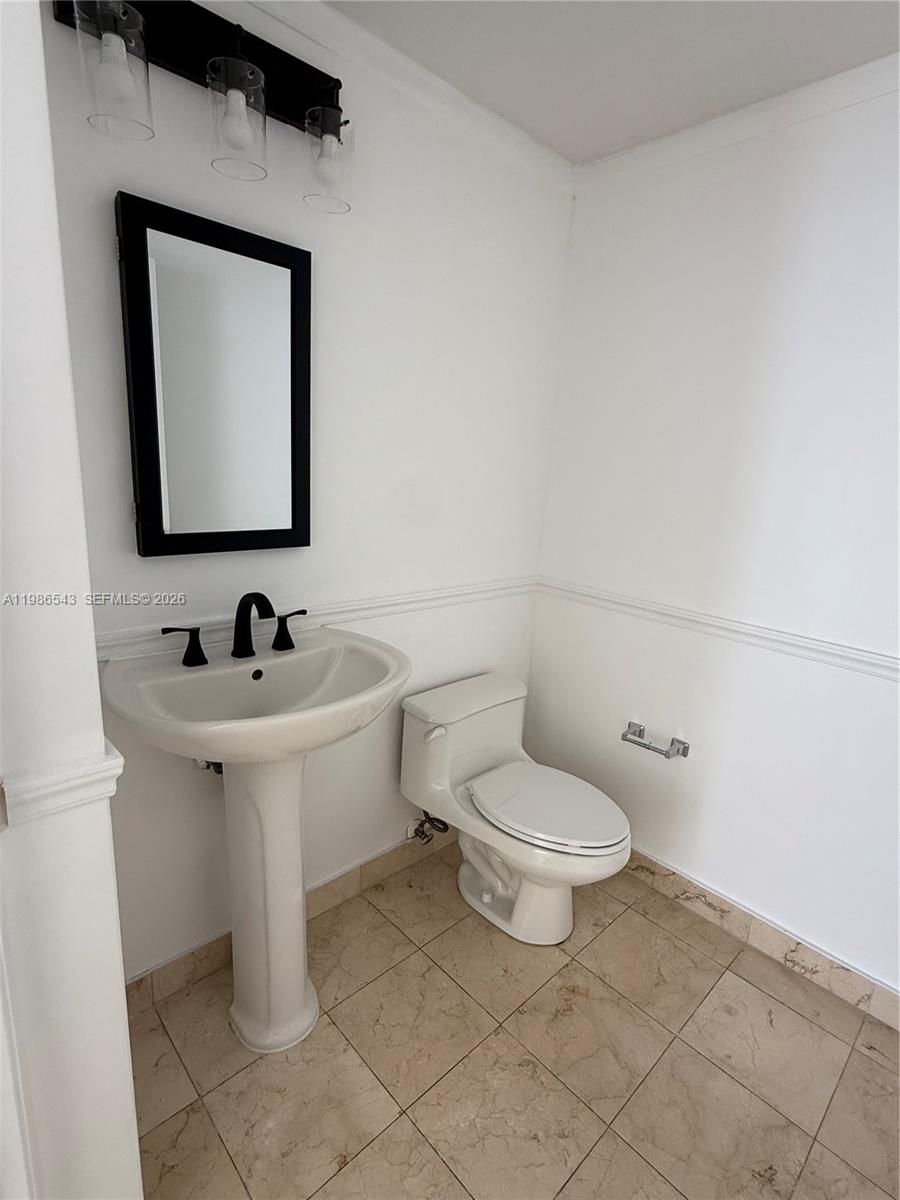 6365 Collins Ave #904, Miami Beach FL 33141