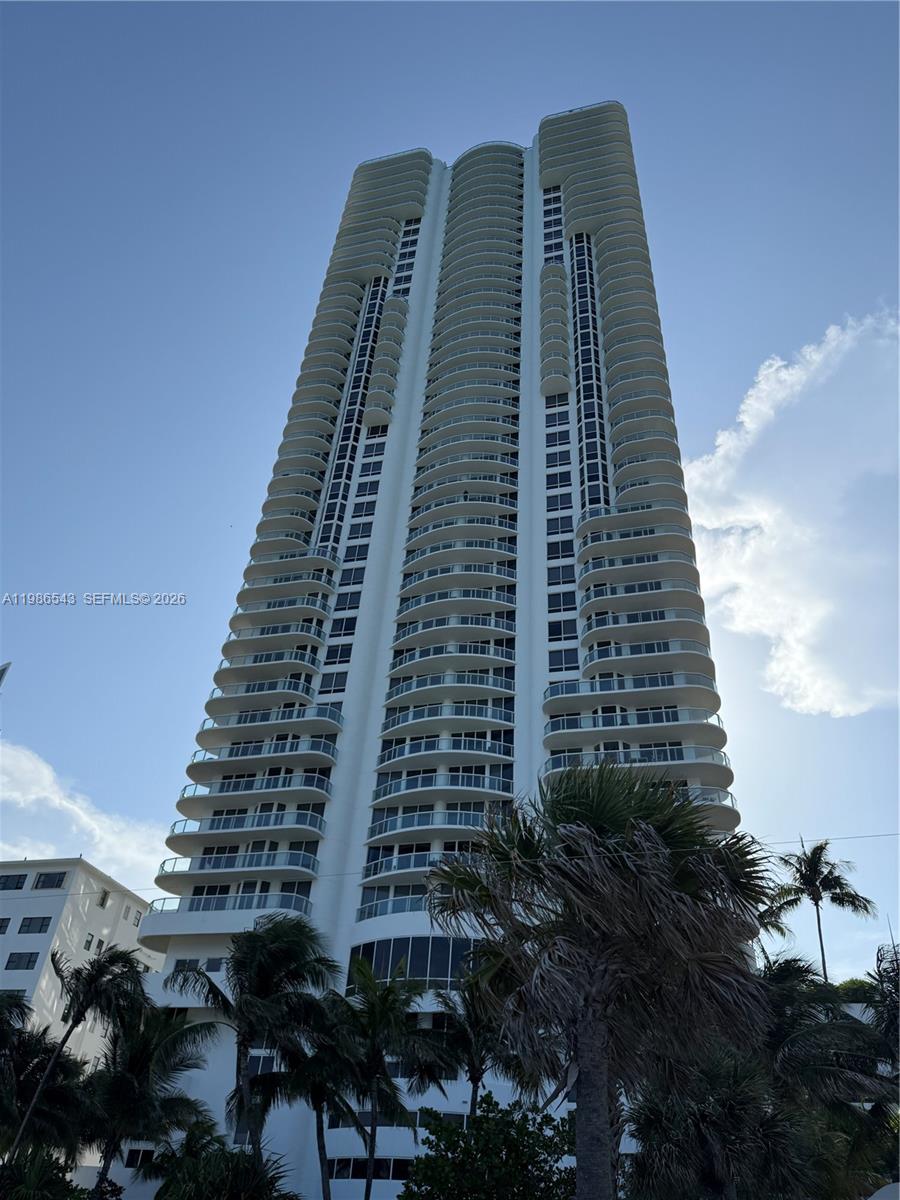 6365 Collins Ave #904, Miami Beach FL 33141