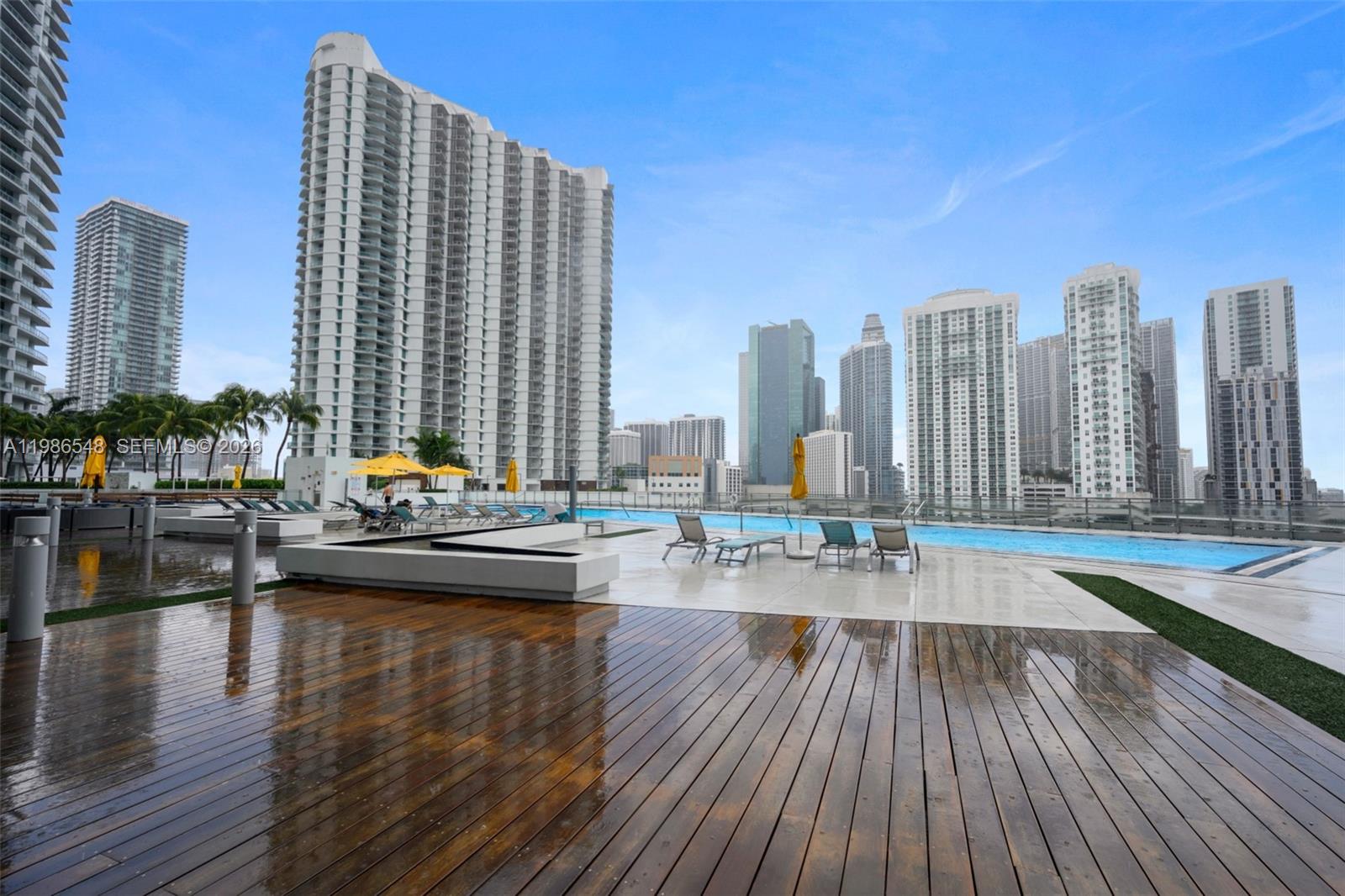 92 SW 3rd St #3902, Miami FL 33130