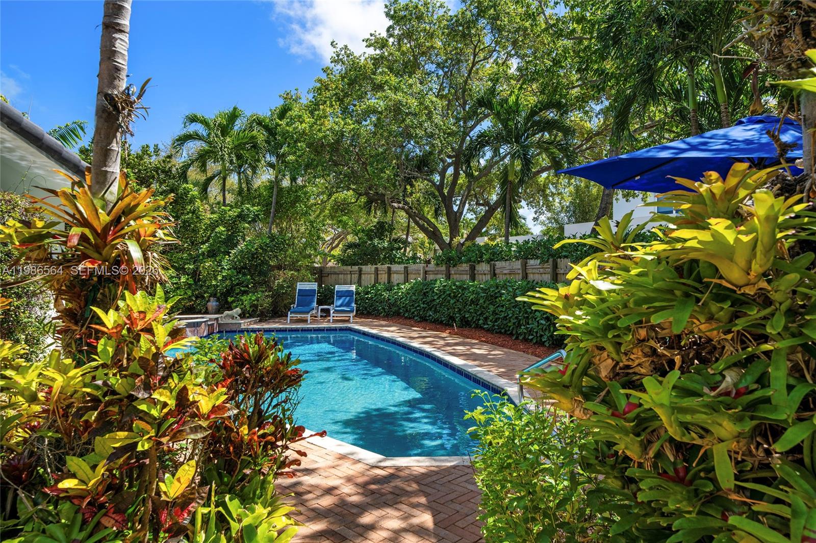 269 Cranwood Dr, Key Biscayne FL 33149