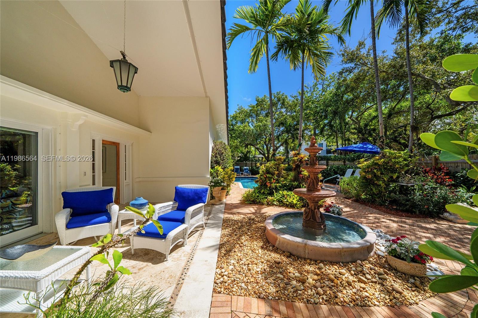 269 Cranwood Dr, Key Biscayne FL 33149