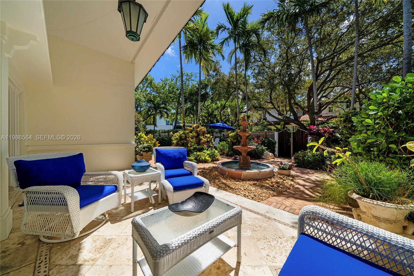 269 Cranwood Dr, Key Biscayne FL 33149