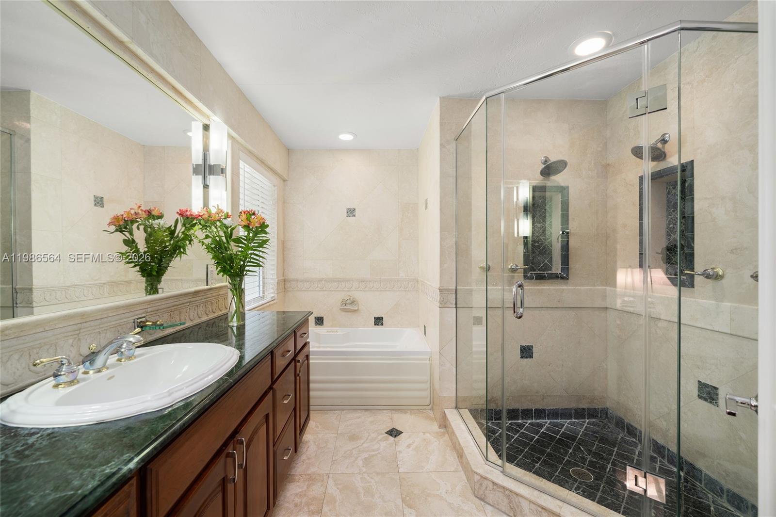 269 Cranwood Dr, Key Biscayne FL 33149