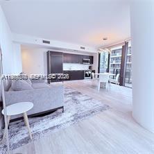 55 SW 9th St #3903, Miami FL 33130